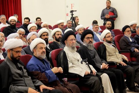 «ظهر آدینه»؛ تجلی معارف اصیل اسلامی و میراث ماندگار سنگر عبادی‌سیاسی جمعه