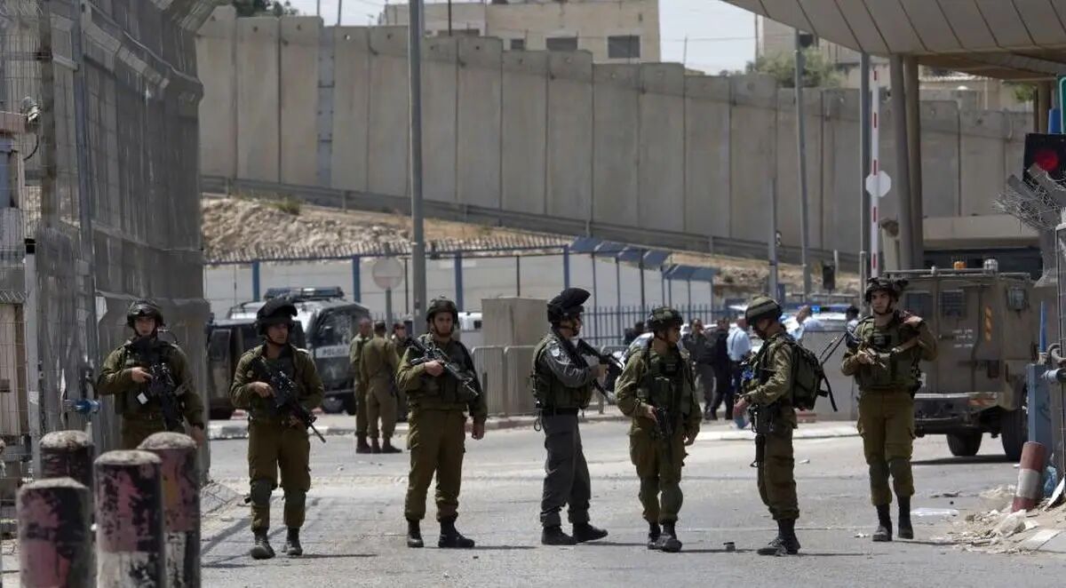 زندگی فلسطینی‌ها پشت سد ۹۲۵ ایست‌ و بازرسی