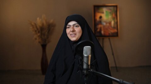 فیلم | «تماشای آدم‌های عجیب و خستگی‌ناپذیر خیابان» به روایتِ زهرا افشار، عکاس و مستندساز
