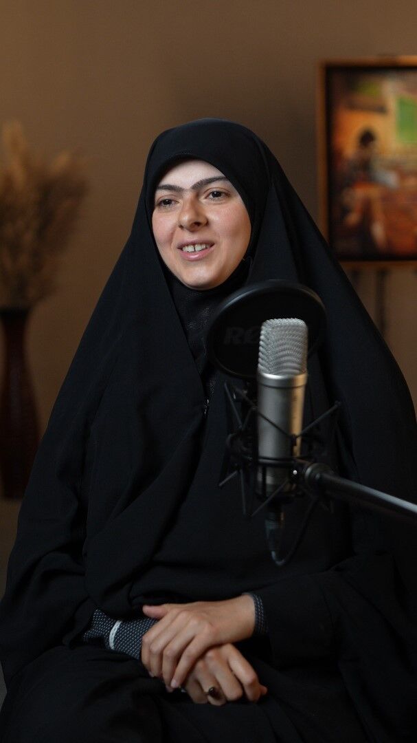 «تماشای آدم‌های عجیب و خستگی‌ناپذیر خیابان» به روایتِ زهرا افشار، عکاس و مستندساز