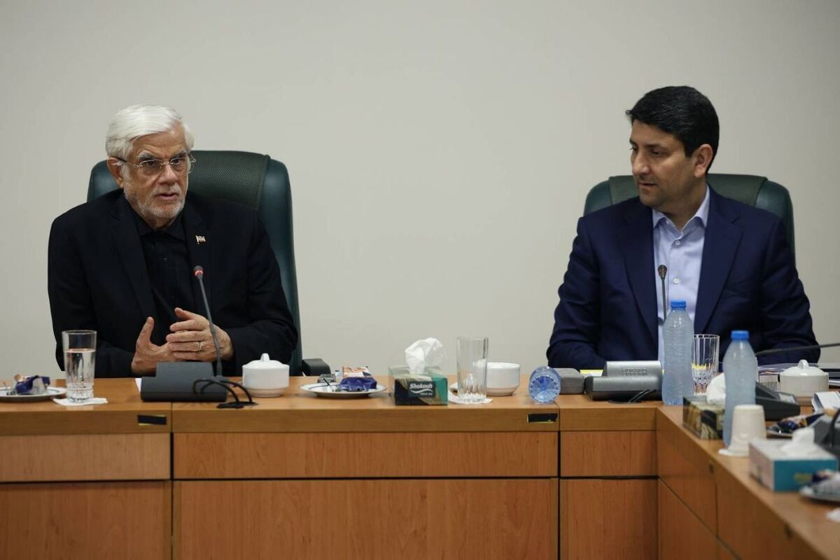 معاون اول رئیس جمهور: اصلاح مقررات حوزه لجستیک هوشمند با جدیت در دستور کار قرار گیرد
