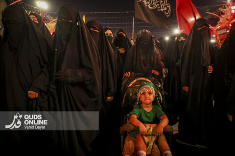 اربعین حسینی در حرم امام حسین(ع) - کربلا