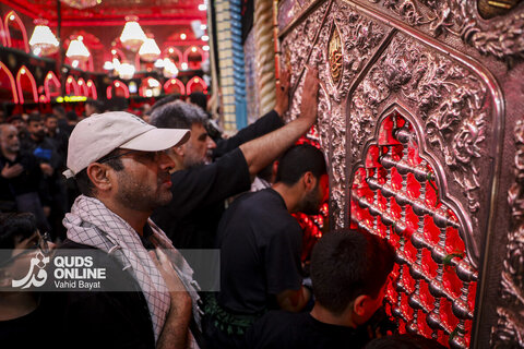 اربعین حسینی در حرم امام حسین(ع) - کربلا