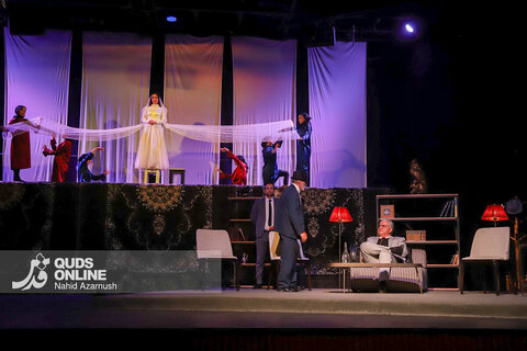 گزارش تصویری | اسفندیار رعد خون خون در تئاتر شهر