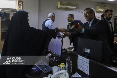 گزارش تصویری | بازدید استاندار خراسان رضوی از موسسه فرهنگی قدس به مناسبت روز خبرنگار