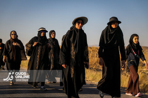گزارش تصویری | زائران پیاده  مشهد در آستانه سالروز شهادت امام رضا علیه السلام