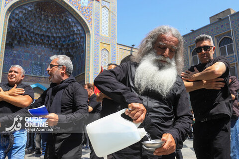گزارش تصویری | عزاداری روز شهادت امام رضا (ع) در حرم مطهر رضوی