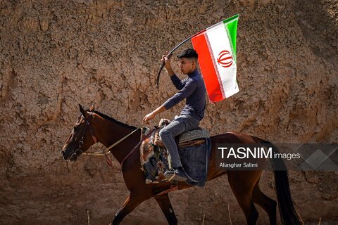 حرکت کاروان اسب‌سواران خراسان‌شمالی به سوی حرم رضوی