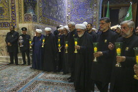 آیین شام غریبان امام رضا (ع) با حضور تولیت آستان قدس رضوی، جمعی از مسئولان و زائران برگزار شد