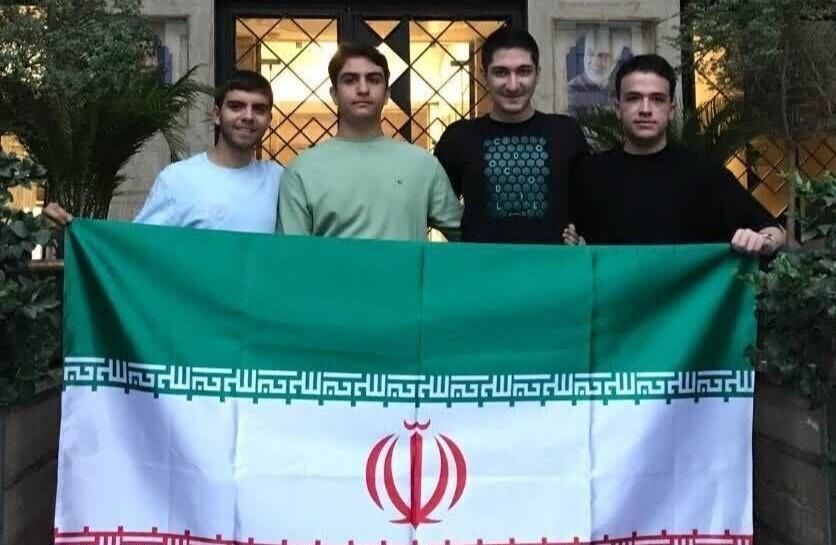 کسب چهار نشان جهانی برای تیم دانش‌آموزان ایرانی در المپیاد کامپیوتر