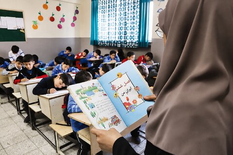 حق‌التدریسی‌ها همچنان در بلاتکلیفی / از وعده قرارداد کار معین تا مخالفت سازمان برنامه و بودجه