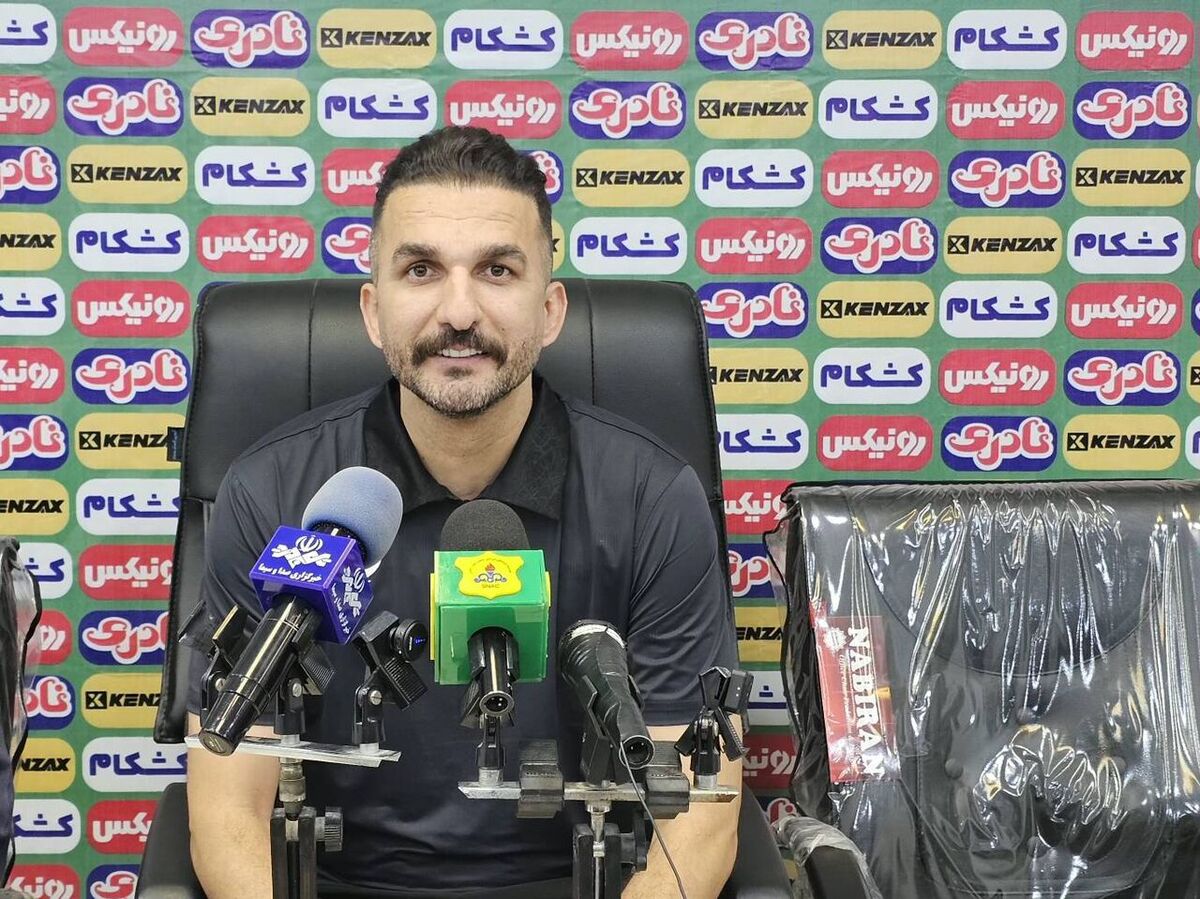سرمربی صنعت‌نفت آبادان: نبود VAR به ضرر صنعت‌نفت و ملوان تمام شد