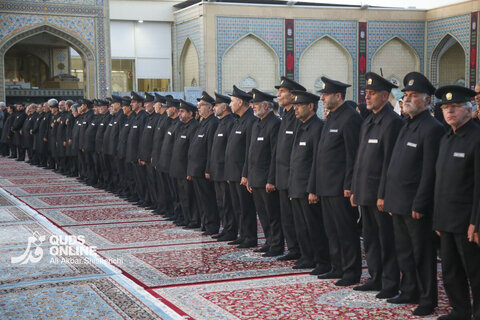 تعویض پرچم گنبدحرم مطهر امام رضا علیه السلام