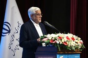 عارف: ماه‌های سیاهی در انتظار اقتصاد آمریکاست