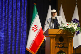 داریوش ارجمند: آقای خامنه‌ای معجزه تاریخ ماست