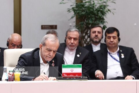عکس | تصاویری از لحظه امضای اسناد تفاهم‌نامه سازمان همکاری شانگهای توسط رئیس‌جمهور