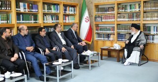 آیت‌الله علم‌الهدی: رسیدگی به وضعیت زندانیان و جابه‌جایی زندان مشهد با جدیت دنبال شود