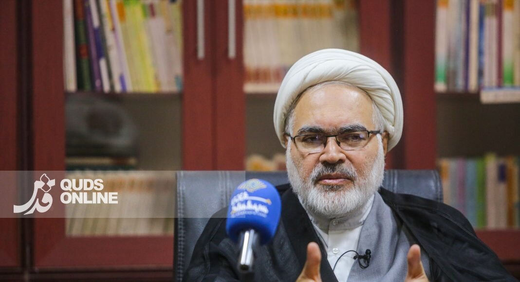 پیامبر اکرم (ص) به غیر مسلمانان هم فضای زیست می دهد/ در سیره پیامبر(ص) اصالت با فرهنگ و دینداری است