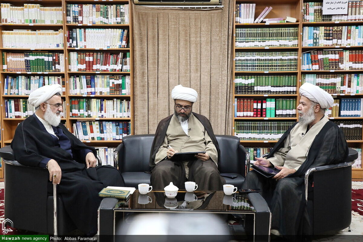 میزگرد «خونخواهی و انتقام خون قائد شهید» / انتقام یک حق شرعی، اجتماعی و حکومتی است