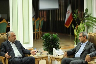 استاندار خراسان رضوی: باید ورودی زندان‌ها را کاهش دهیم