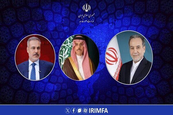 رایزنی عراقچی با همتایان عربستانی و ترکیه‌ای خود درباره تنگه هرمز