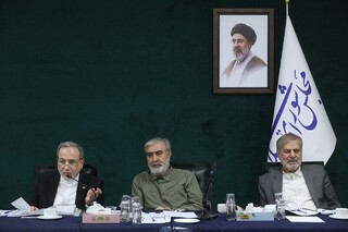 حضور عراقچی در کمیسیون امنیت ملی مجلس/ تعامل مجلس و دولت در طرح مدیریت تنگه هرمز