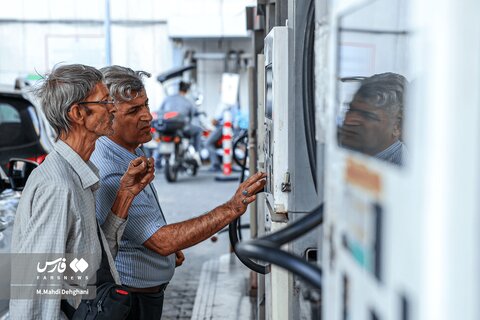 عکس | وضعیت پمپ‌بنزین‌ها یک روز پس از اعلام قیمت جدید