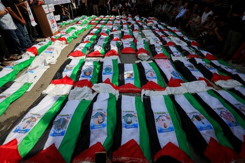 عکس | تشییع ۱۰۰ فلسطینی در غزه