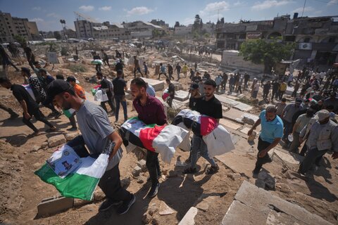 عکس | تشییع ۱۰۰ فلسطینی در غزه