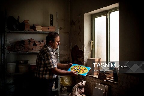 کاشی هفت رنگ مکتب شیراز