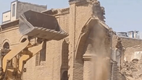 تخریب عجیب یک کاروان‌سرای تاریخی در سبزوار