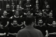 «بی/ نابینا» به عمارت هما می‌آید /  تازه‌ترین تجربه سوران احمدی روی صحنه