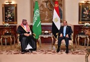 بن‌سلمان فردا به مصر می‌رود؛ امنیت دریای سرخ و تحولات منطقه در دستور کار