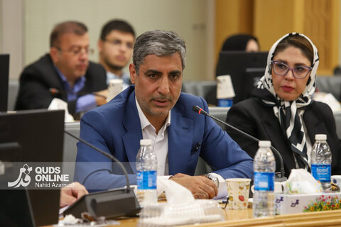 نشست وزیر صمت و معاونین استانی با فعالان اقتصادی خراسان رضوی