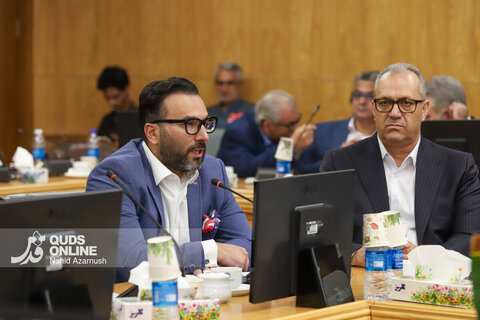 نشست وزیر صمت و معاونین استانی با فعالان اقتصادی خراسان رضوی
