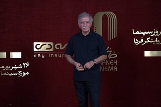 برگزاری مراسم گرامیداشت روز ملی سینما؛ حضور و غیاب نمادین دانش آموزان شهید میناب/ سینما سند تاریخ‌نگاری است