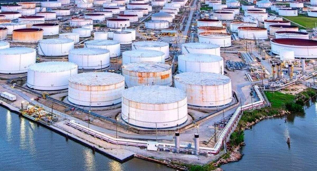 تاسیسات نفتی ۵۰ میلیارد دلاری ینبع عربستان در بانک اهداف یمن