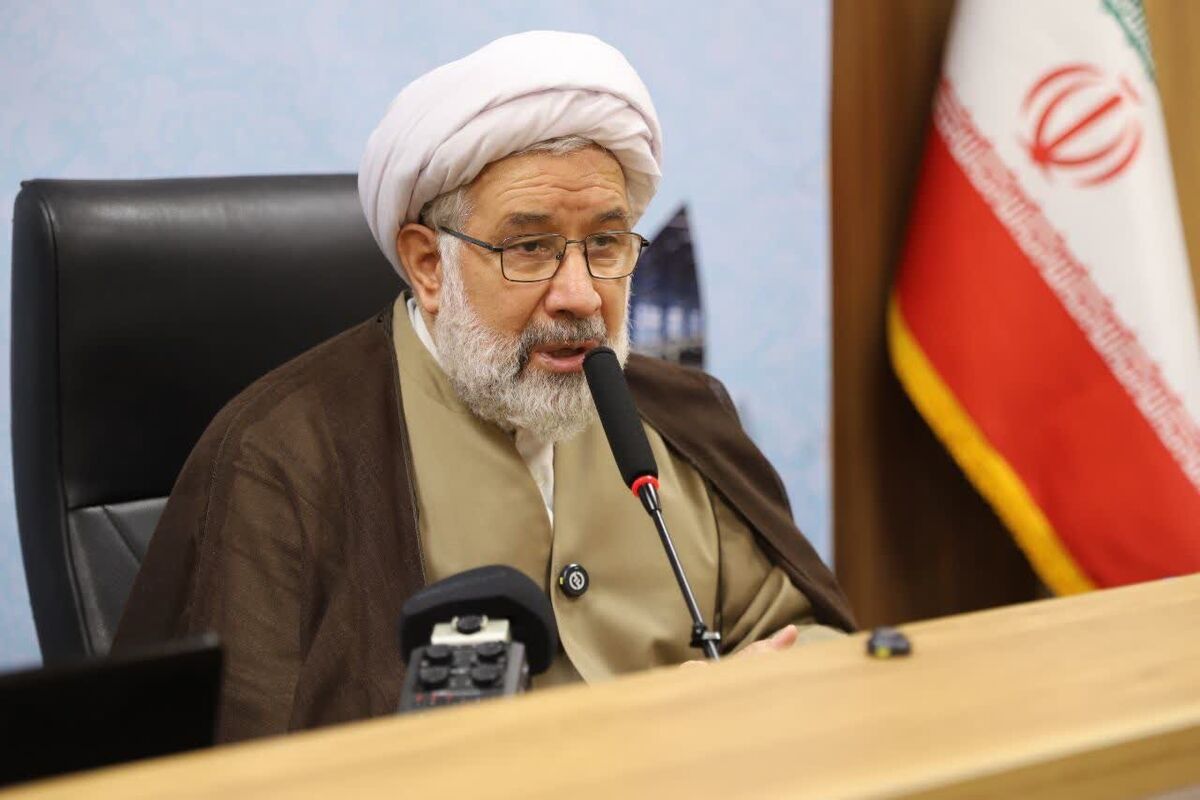 رئیس جامعه المصطفی العالمیه: رهبر معظم انقلاب بر تمام جزئیات کشور اشراف دارند