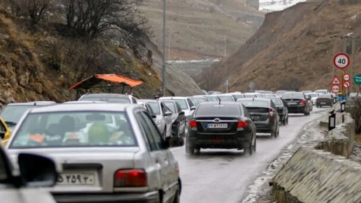 باران شمال را خیس کرد  / ترافیک نیمه‌سنگین در ۲ محور پرتردد