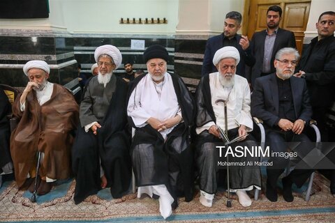 عکس| تشییع پیکر آیت‌الله العظمی شبیری زنجانی در قم