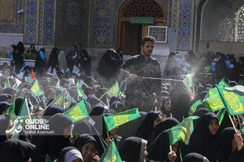 گزارش تصویری | آغاز سال تحصیلی دانش‌آموزان در حرم رضوی