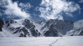 باد شدید و رگبار در ارتفاعات کشور /  هشدار درباره صاعقه و ریزش سنگ