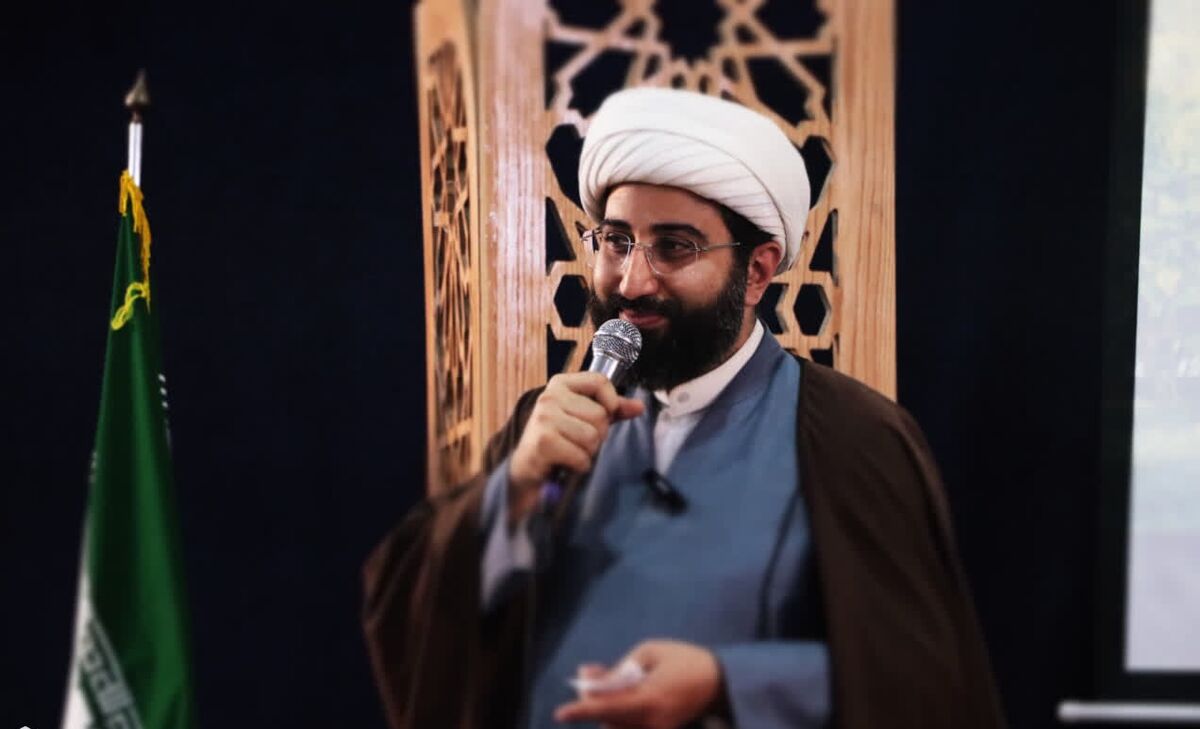 مبلغان و افراد اثرگذار اجتماعی به سلاح تبیین مجهز می‌شوند