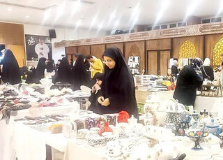 بازگشایی بازارچه «مادران ارزش‌آفرین» با حمایت بنیاد کرامت رضوی