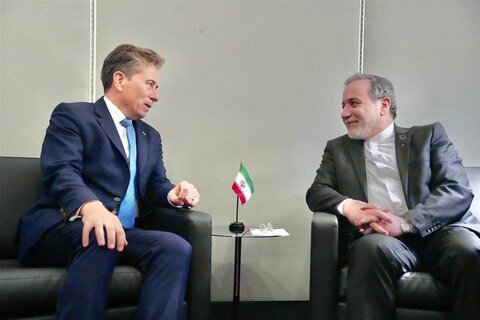 عراقچی در دیدار با همتای نیکاراگوئهای خود: ایران با تمام توان مقابل زیادهخواهی آمریکا ایستادگی میکند