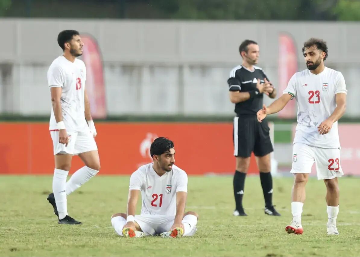 ادعای جنجالی درباره تیم امید /   مشاجره بازیکنان با عبدی در فرودگاه؟
