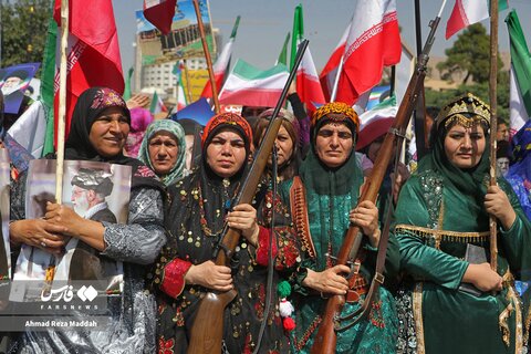 شیرازی‌ها لشکر جان‌فدای ایران