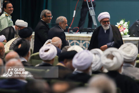 سی و سومین اجلاس سراسری نماز - حرم مطهر رضوی