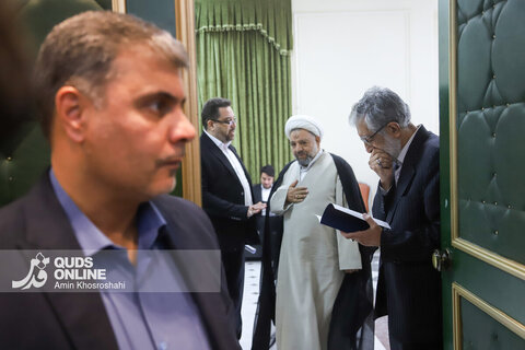 سی و سومین اجلاس سراسری نماز - حرم مطهر رضوی