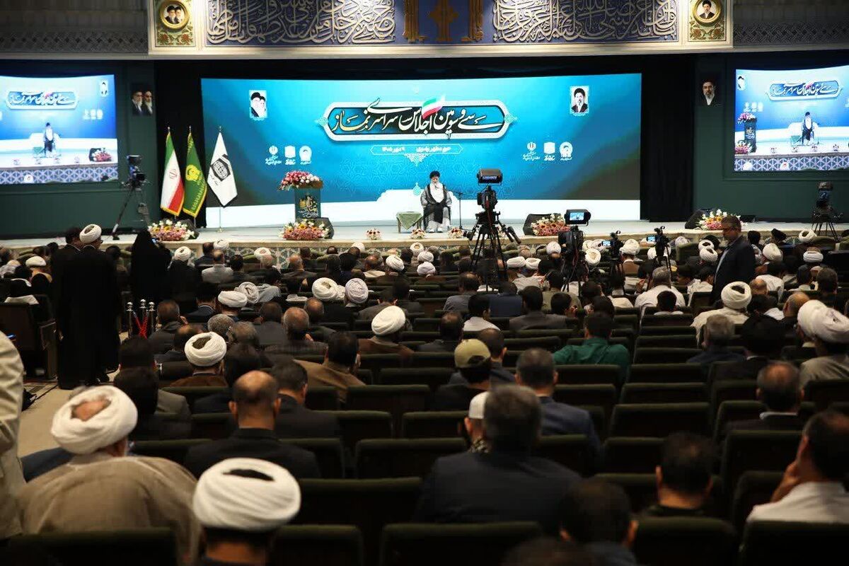 آیت الله علم الهدی: اقامه نماز باید در مظاهر زندگی اجتماعی تحقق یابد